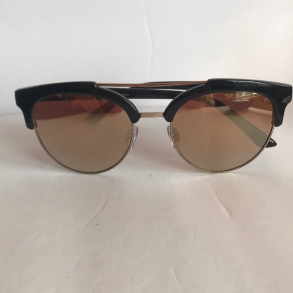 Adrienne Vittadini Accessories - Adrienne Vittadini Sunglasses